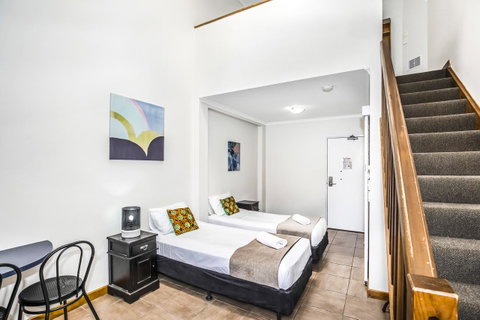 City Palms Brisbane - Accommodation Burleigh 15