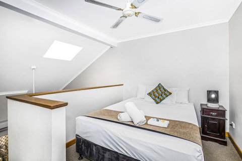 City Palms Brisbane - Accommodation Burleigh 19