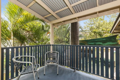 City Palms Brisbane - Accommodation Burleigh 26