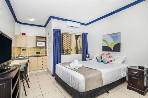 City Palms Brisbane - Accommodation Burleigh 7