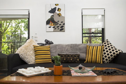 Bower 63 - Accommodation Burleigh 7