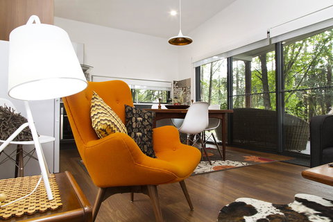 Bower 63 - Accommodation Burleigh 6
