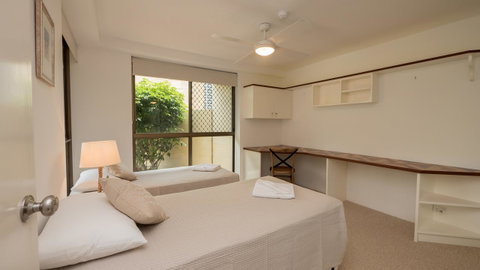 Norfolk Luxury Beachfront Apartments - Accommodation Burleigh 20