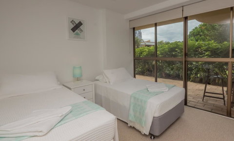 Norfolk Luxury Beachfront Apartments - Accommodation Burleigh 18