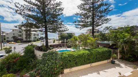 Norfolk Luxury Beachfront Apartments - Accommodation Burleigh 30