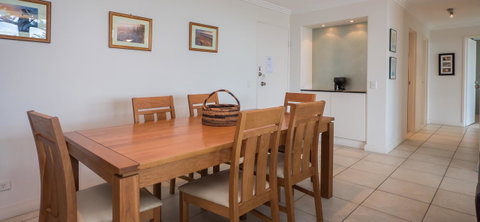 Norfolk Luxury Beachfront Apartments - Accommodation Burleigh 37