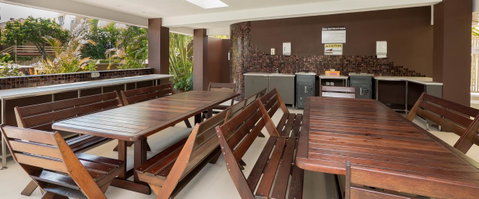 Norfolk Luxury Beachfront Apartments - Accommodation Burleigh 7