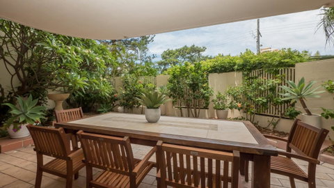 Norfolk Luxury Beachfront Apartments - Accommodation Burleigh 14