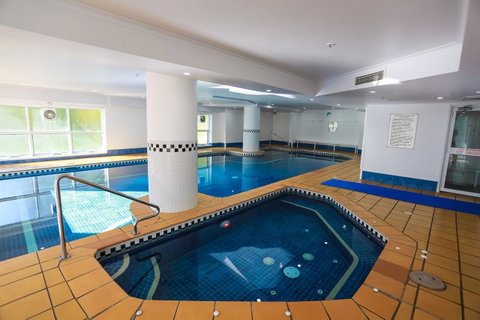 Oscar On Main Beach Resort - Accommodation Burleigh 41