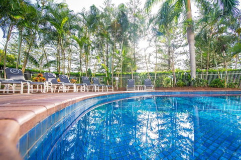 Oscar On Main Beach Resort - Accommodation Burleigh 33