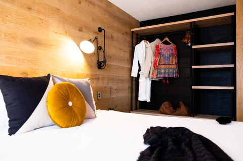 The Island Gold Coast - Accommodation Burleigh 13