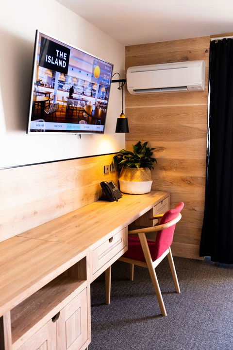 The Island Gold Coast - Accommodation Burleigh 18