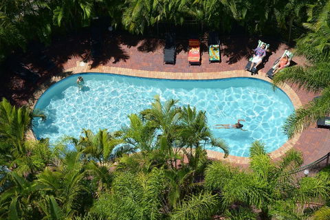 The Meriton Apartments On Main Beach - Accommodation Burleigh 36
