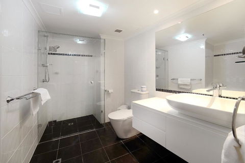 The Meriton Apartments On Main Beach - Accommodation Burleigh 19