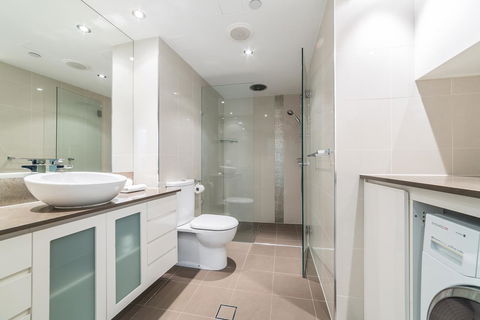 The Meriton Apartments On Main Beach - Accommodation Burleigh 18