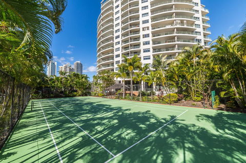 The Meriton Apartments On Main Beach - Accommodation Burleigh 34