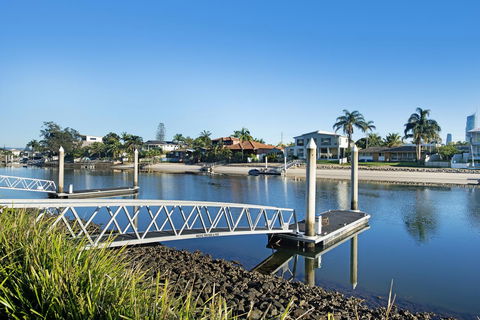 ULTIQA Freshwater Point Resort - Accommodation Burleigh 32
