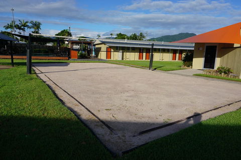 YAL Cairns - A Motel That Makes A Difference - Accommodation Burleigh 6
