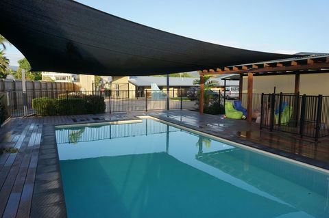 YAL Cairns - A Motel That Makes A Difference - Accommodation Burleigh 28