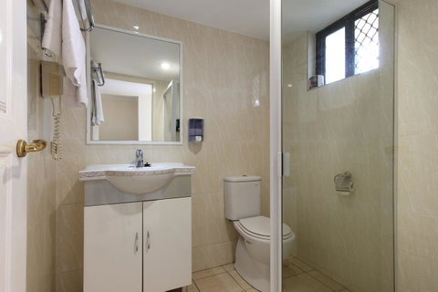 Novena Palms Motel - Accommodation Burleigh 19