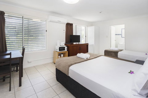 Sunshine Beach Resort - Accommodation Burleigh 8