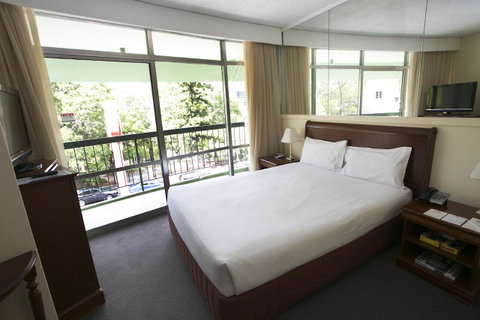 Madison Tower Mill Hotel - Accommodation Burleigh 8