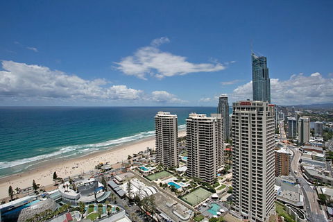 Number 1 H Residences - WiFi, Parking & More By Gold Coast Holidays - Accommodation Burleigh 9