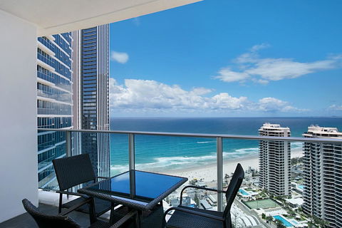 Number 1 H Residences - WiFi, Parking & More By Gold Coast Holidays - Accommodation Burleigh 10
