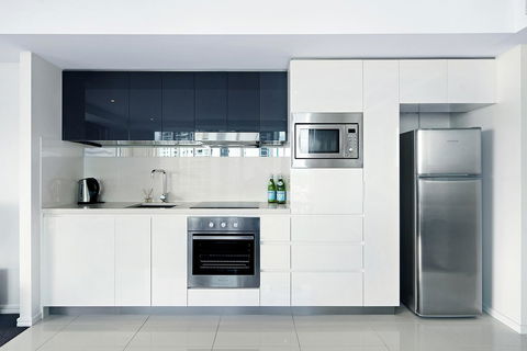 Number 1 H Residences - WiFi, Parking & More By Gold Coast Holidays - Accommodation Burleigh 35