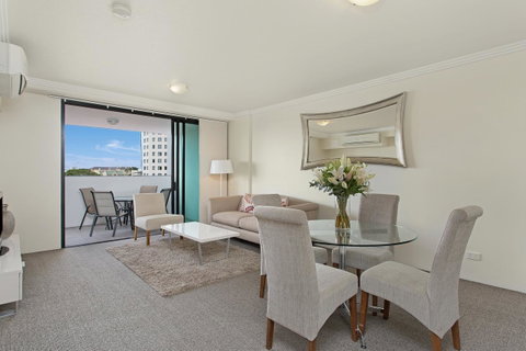 Republic Apartments Brisbane City - Accommodation Burleigh 3