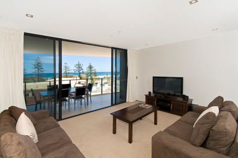 Ambience On Burleigh Beach - Accommodation Burleigh 28