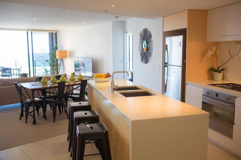 Ambience On Burleigh Beach - Accommodation Burleigh 2