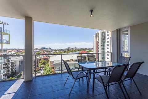 Oxygen Apartments - Accommodation Burleigh 32