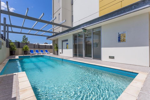 Oxygen Apartments - Accommodation Burleigh 10