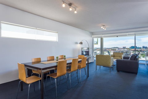 Oxygen Apartments - Accommodation Burleigh 6