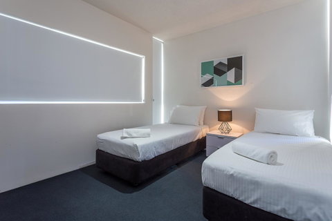 Oxygen Apartments - Accommodation Burleigh 21