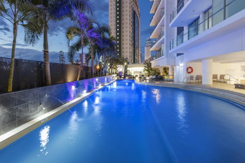 Wyndham Resort Surfers Paradise - Accommodation Burleigh 3
