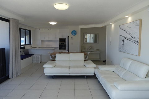 Spindrift On The Beach - Absolute Beachfront - Accommodation Burleigh 6