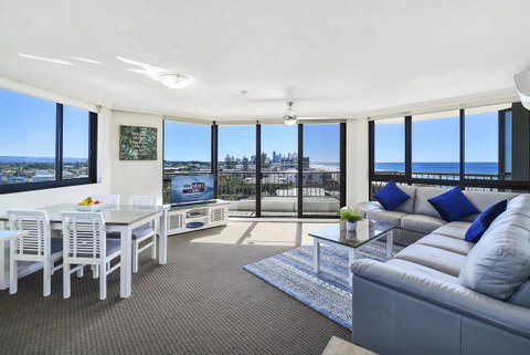 Spindrift On The Beach - Absolute Beachfront - Accommodation Burleigh 3