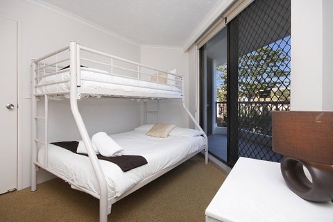 Spindrift On The Beach - Absolute Beachfront - Accommodation Burleigh 44