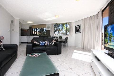 Spindrift On The Beach - Absolute Beachfront - Accommodation Burleigh 33