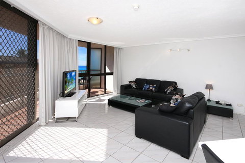 Spindrift On The Beach - Absolute Beachfront - Accommodation Burleigh 36