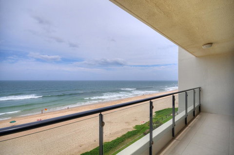 Spindrift On The Beach - Absolute Beachfront - Accommodation Burleigh 42