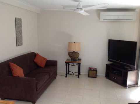 Bluewater Bed & Breakfast Cairns - Accommodation Burleigh 3