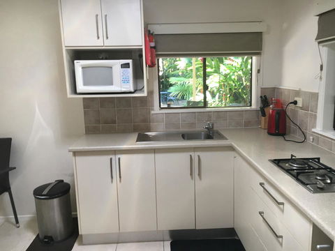 Bluewater Bed & Breakfast Cairns - Accommodation Burleigh 2