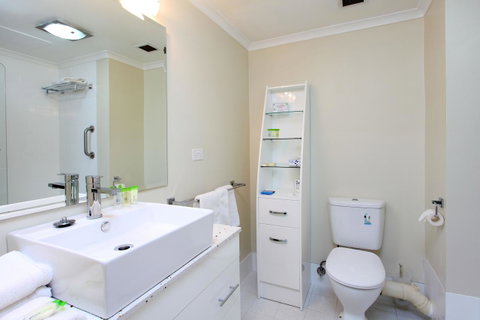 Best Western Gregory Terrace - Accommodation Burleigh 15
