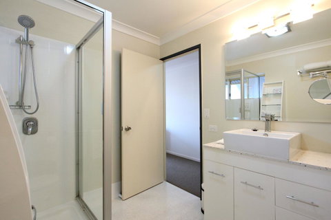 Best Western Gregory Terrace - Accommodation Burleigh 21