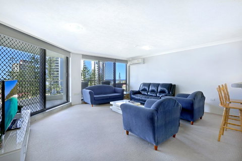 Genesis Apartments By Gold Coast Premium - Accommodation Burleigh 34