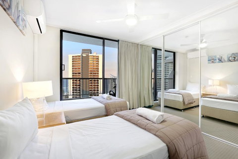 Genesis Apartments By Gold Coast Premium - Accommodation Burleigh 27