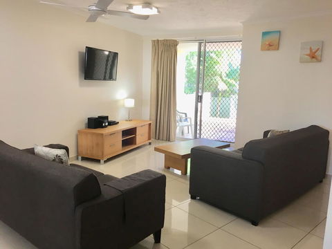 CHA Private Apts Diamond Beach - Accommodation Burleigh 26